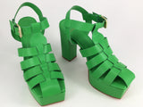 Carrano Duffy available in 2 colours