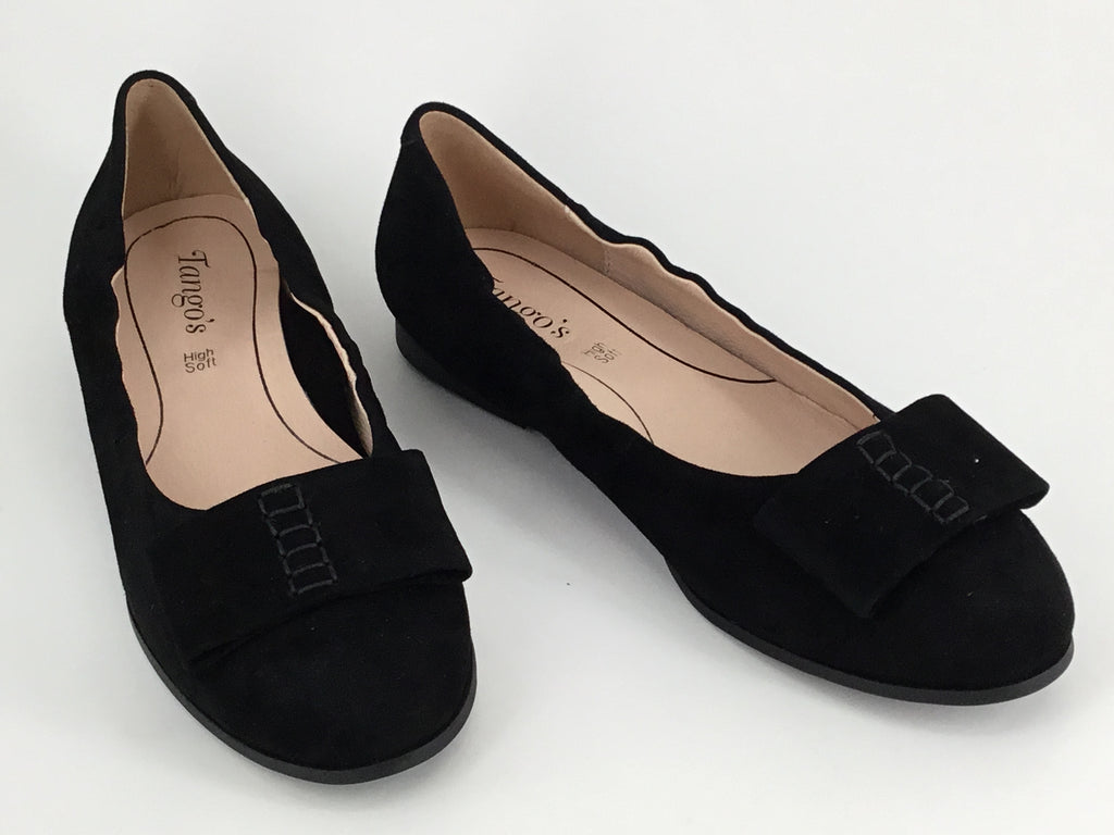 Tango's Tania available in 6 colours