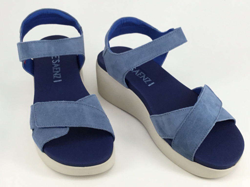 Pepe Saenz Piper available in 2 colours