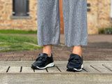 Wallabee style European sneakers in quality black leather. Women's shoes made in Spain.