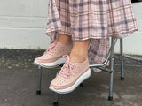 Tango's Ingrid available in 7 colours