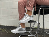 Tango's Lynn available in 6 colours