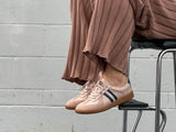 Comfortable sneakers, soft leather rubber sole unit. Great women's shoes for everyday wear in pink navy stripes.