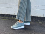 Tango's Ingrid available in 7 colours