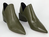 Carrano Bertie available in 2 colours
