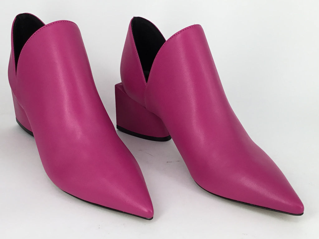 Carrano Bertie available in 2 colours