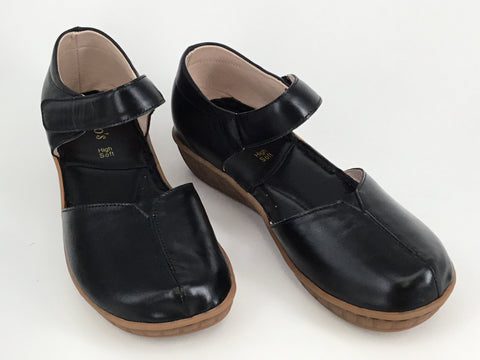 Tango's Maggie available in 4 colours