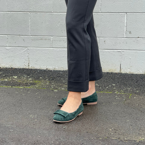 Tango's Tania available in 6 colours