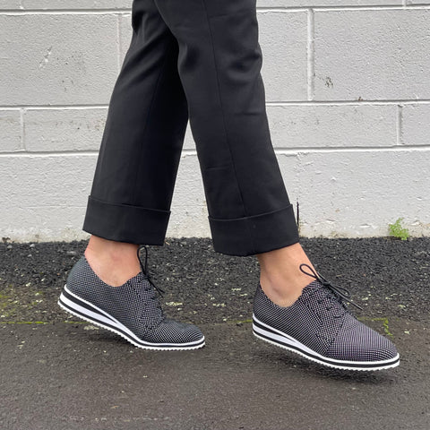 Tango's Ann available in 2 colours