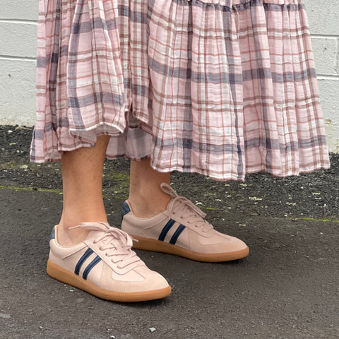 Tango's Rhiainnon available in 5 colours
