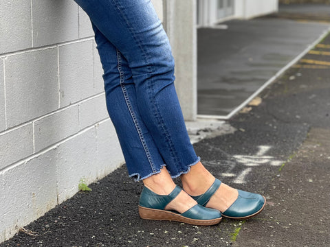 Tango's Maggie available in 4 colours