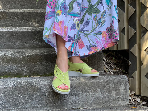 Pepe Saenz Penny available in 2 colours