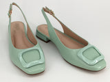 Chrissie Devina available in 6 colours